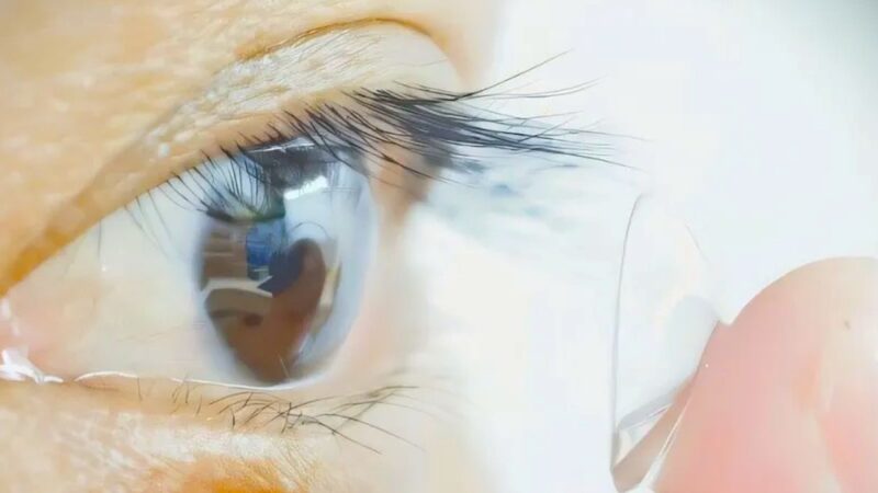 Crean lentes de contacto que permiten ver sin luz y con los ojos cerrados