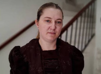 ESCAPÓ DE UNA COLONIA MENONITA Y AHORA PELEA EN LA JUSTICIA POR SUS HIJAS