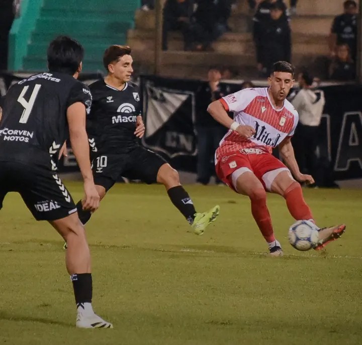 MORÓN RESCATÓ UN PUNTO EN SALTA, PERO DEJÓ PASAR UNA BUENA CHANCE